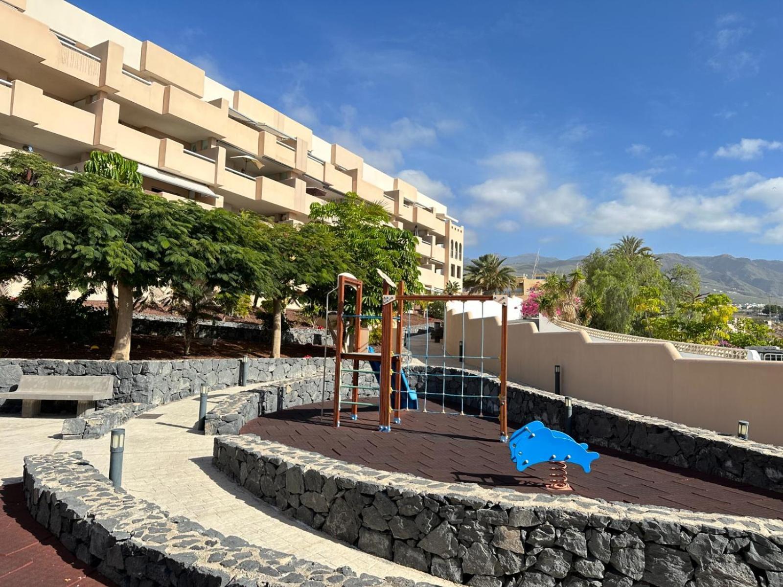 Cozy Apartment In Playa Paraiso Costa Adeje  Eksteriør bilde