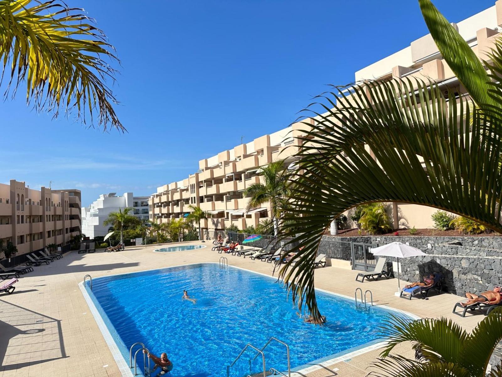 Cozy Apartment In Playa Paraiso Costa Adeje  Eksteriør bilde